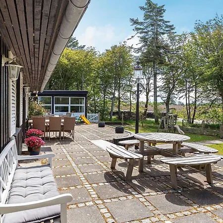 4 Star In Logstor Feriehus *
